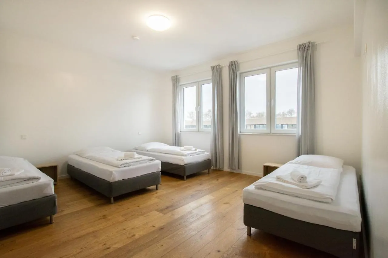 Raj Living - 250M2 Loft With 6 Rooms Im Industriegebiet - 20 Min Messe Dus & Old Town Dus Düsseldorf