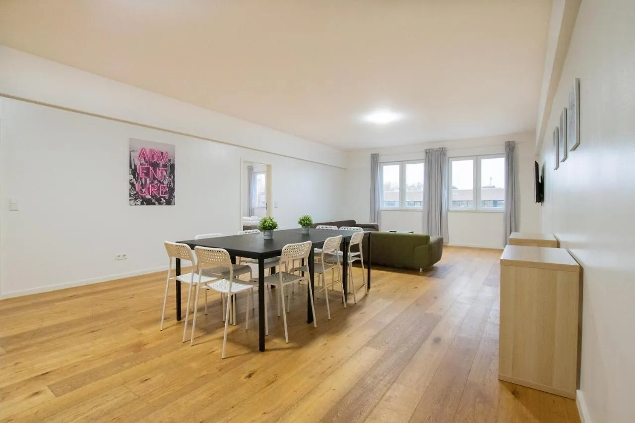 Raj Living - 250M2 Loft With 6 Rooms Im Industriegebiet - 20 Min Messe Dus & Old Town Dus Düsseldorf